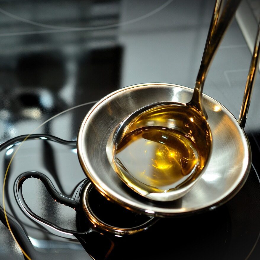 5 Unhealthy Cooking Oils you should avoid