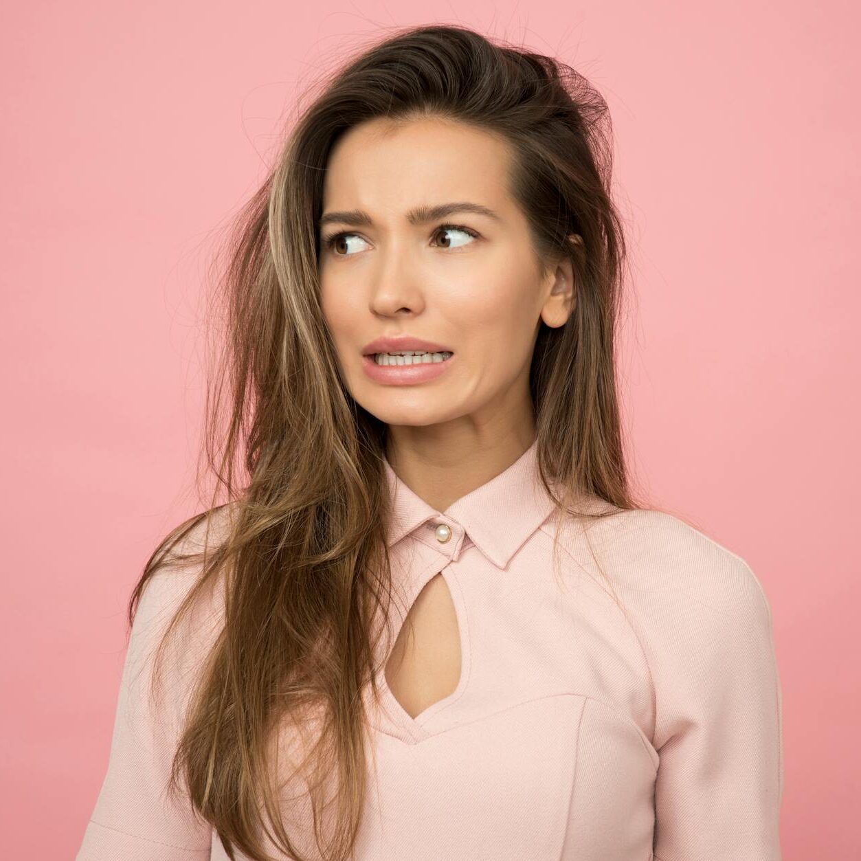 20 Powerful Ways to Reverse Grey Hair Naturally at Home
